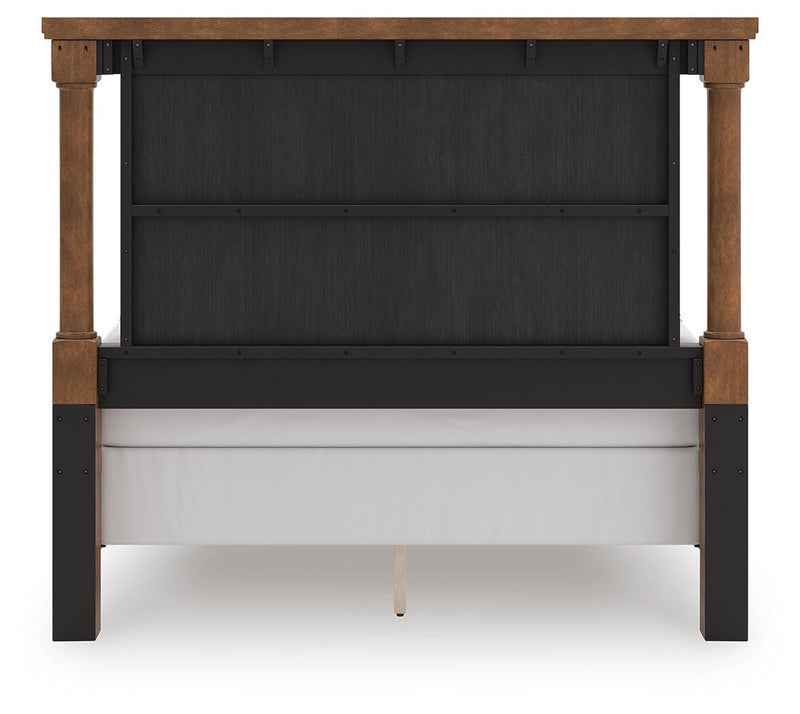 Rowlenstown Poster Bed Bedroom Set