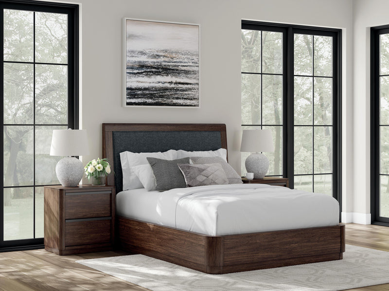 Kendamor Upholstered Panel Bed