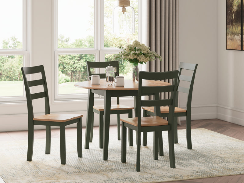 Gesthaven Dining Set (Up to 4 Barstools)