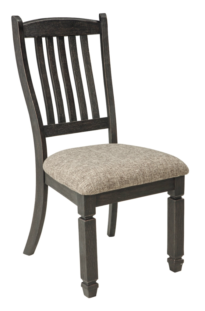 Tyler Creek Dining Set (Up to 6 Barstools)