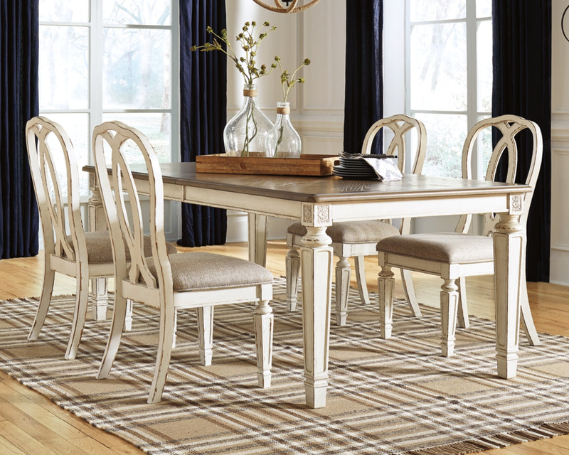 Juego de comedor Realyn (hasta 8 sillas)