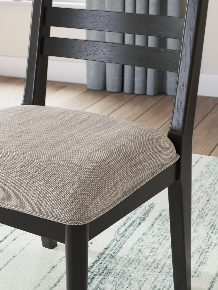 Greddinton Dining Set (Up to 8 Chairs)