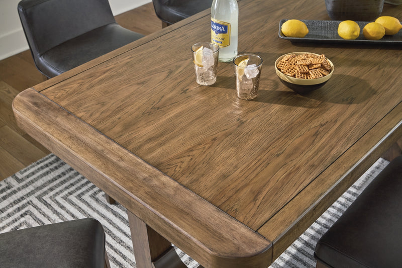 Cabalynn Dining Set (Up to 8 Chairs)