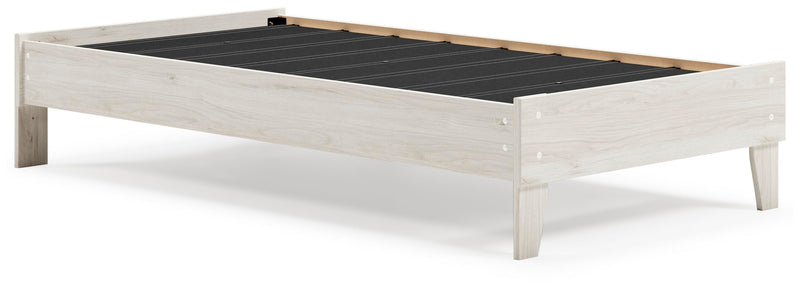Socalle Platform Bed