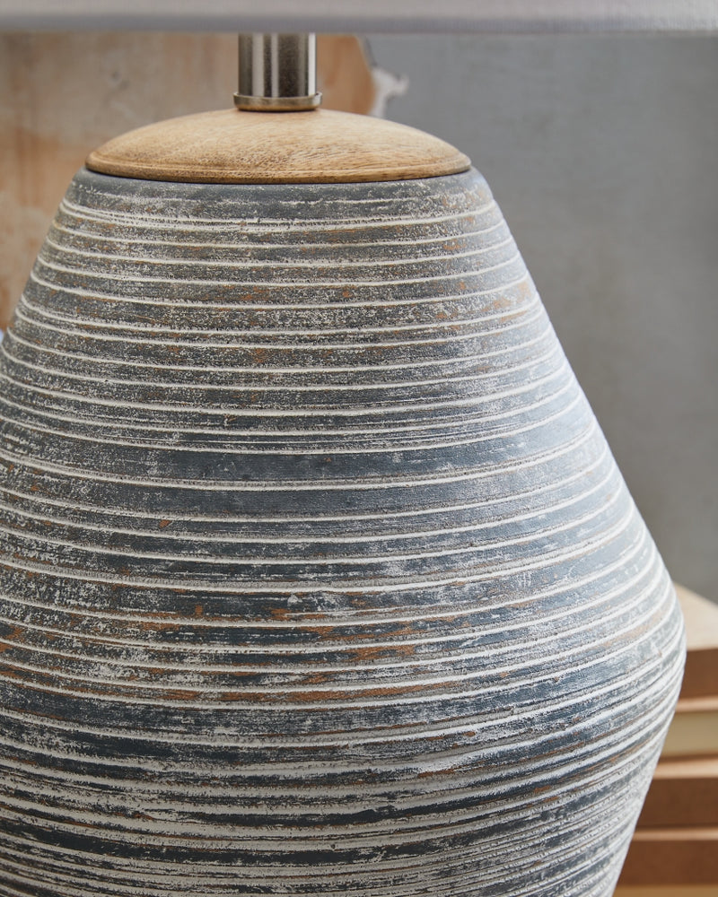 Lámpara de mesa Lawrock de terracota