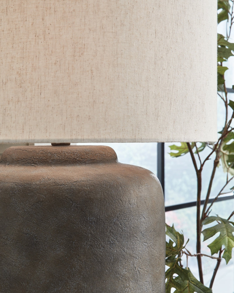 Zandophen Metal Table Lamp