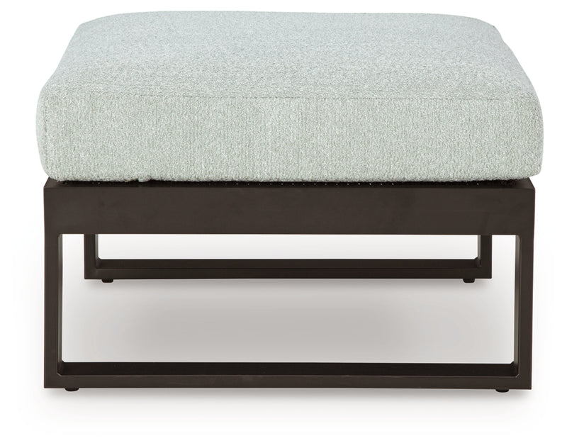 Beachloft Outdoor Seating