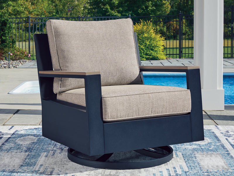 Mabry Shores Outdoor Seating