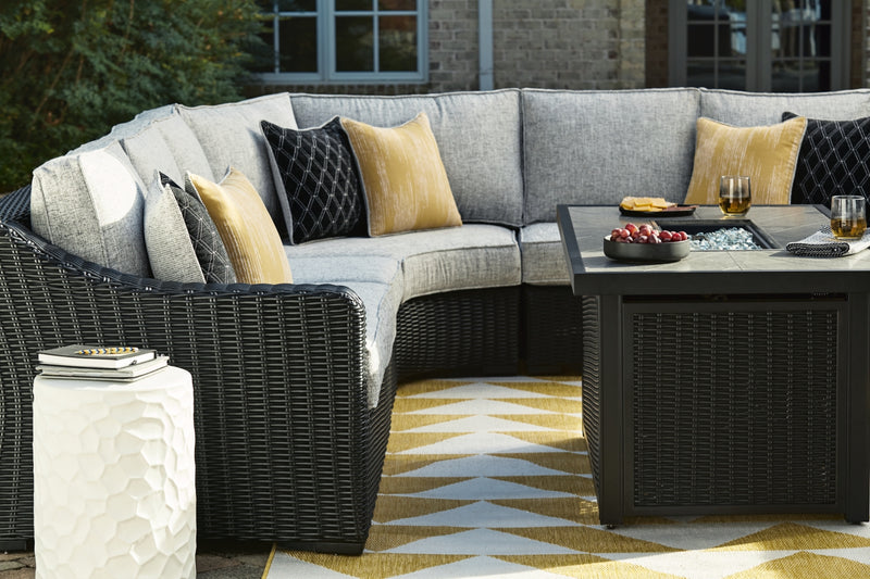 Beachcroft Outdoor Seating