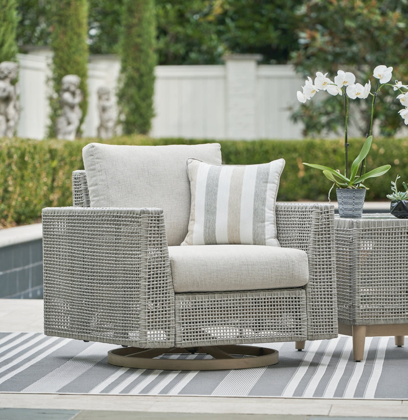 Seton Creek Outdoor Seating