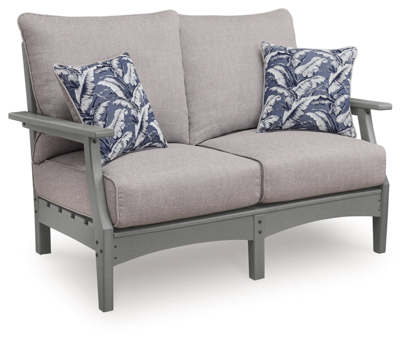 Lone View Bay Outdoor Seating