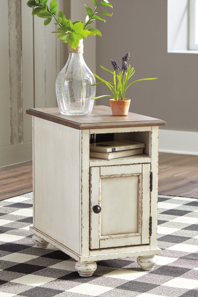 Realyn End Table