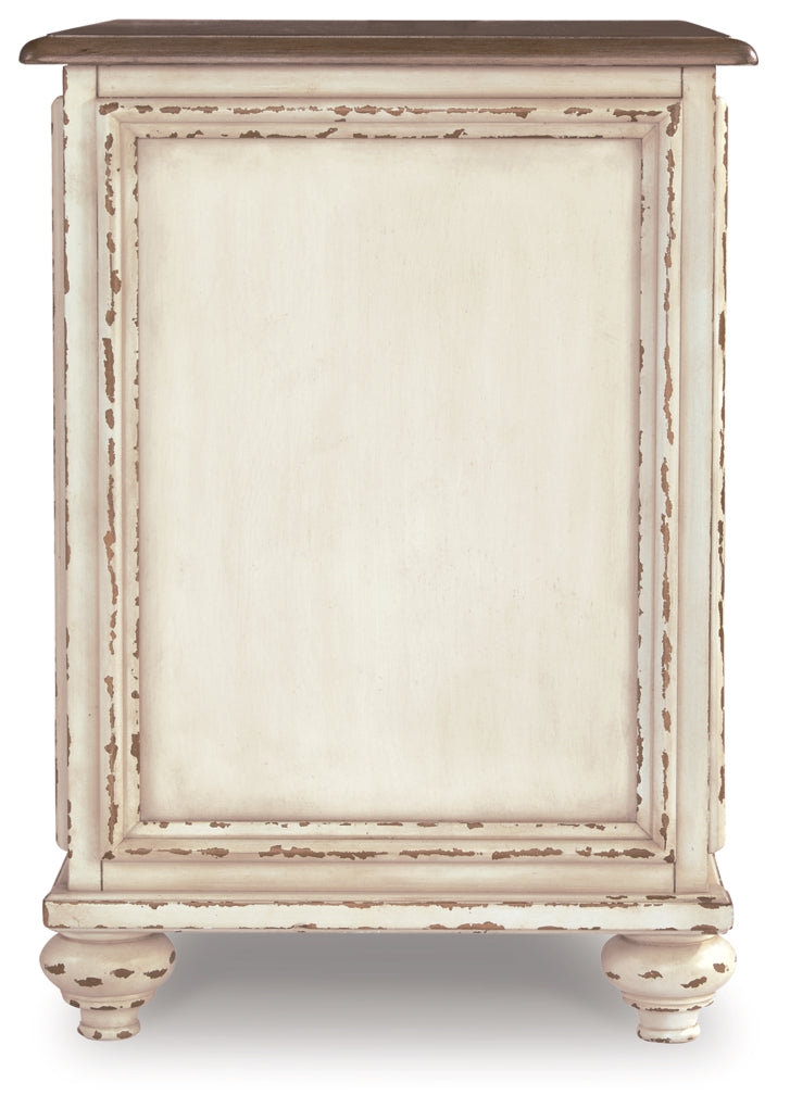 Realyn End Table