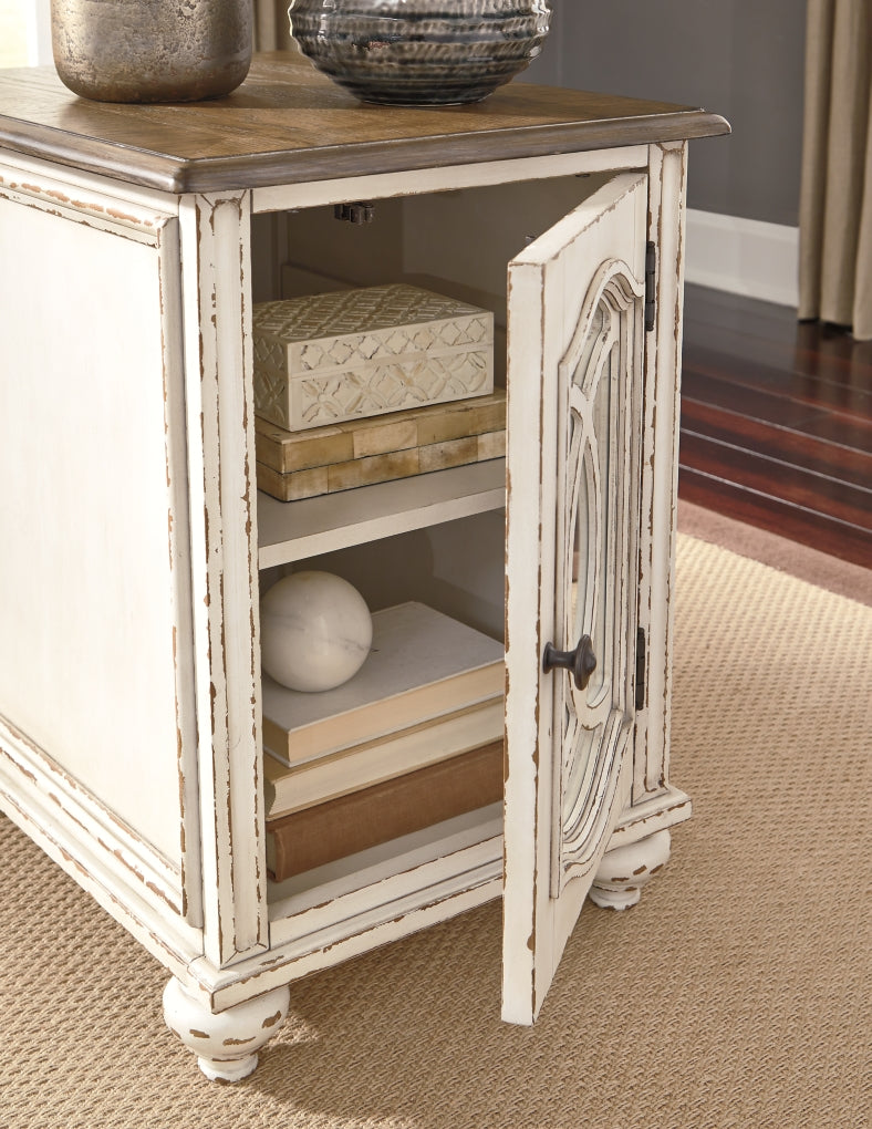 Realyn End Table