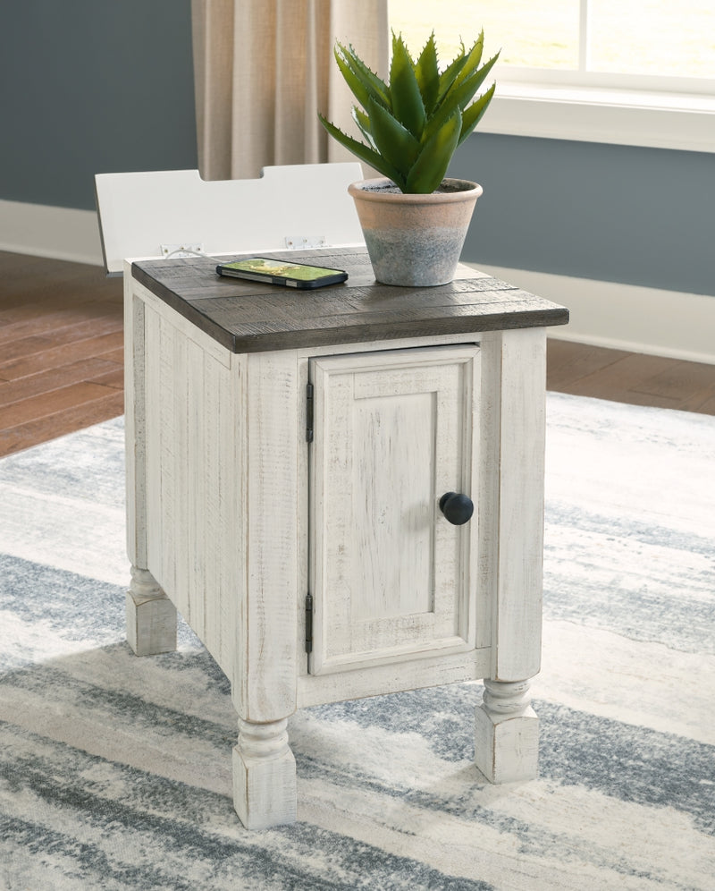 Havalance End Table