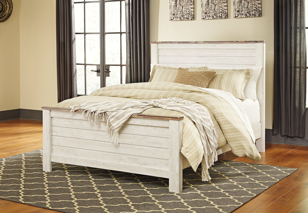 Willowton Queen Panel Bed with Mirrored Dresser