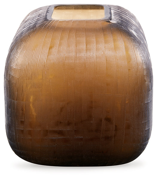 Capard Vase